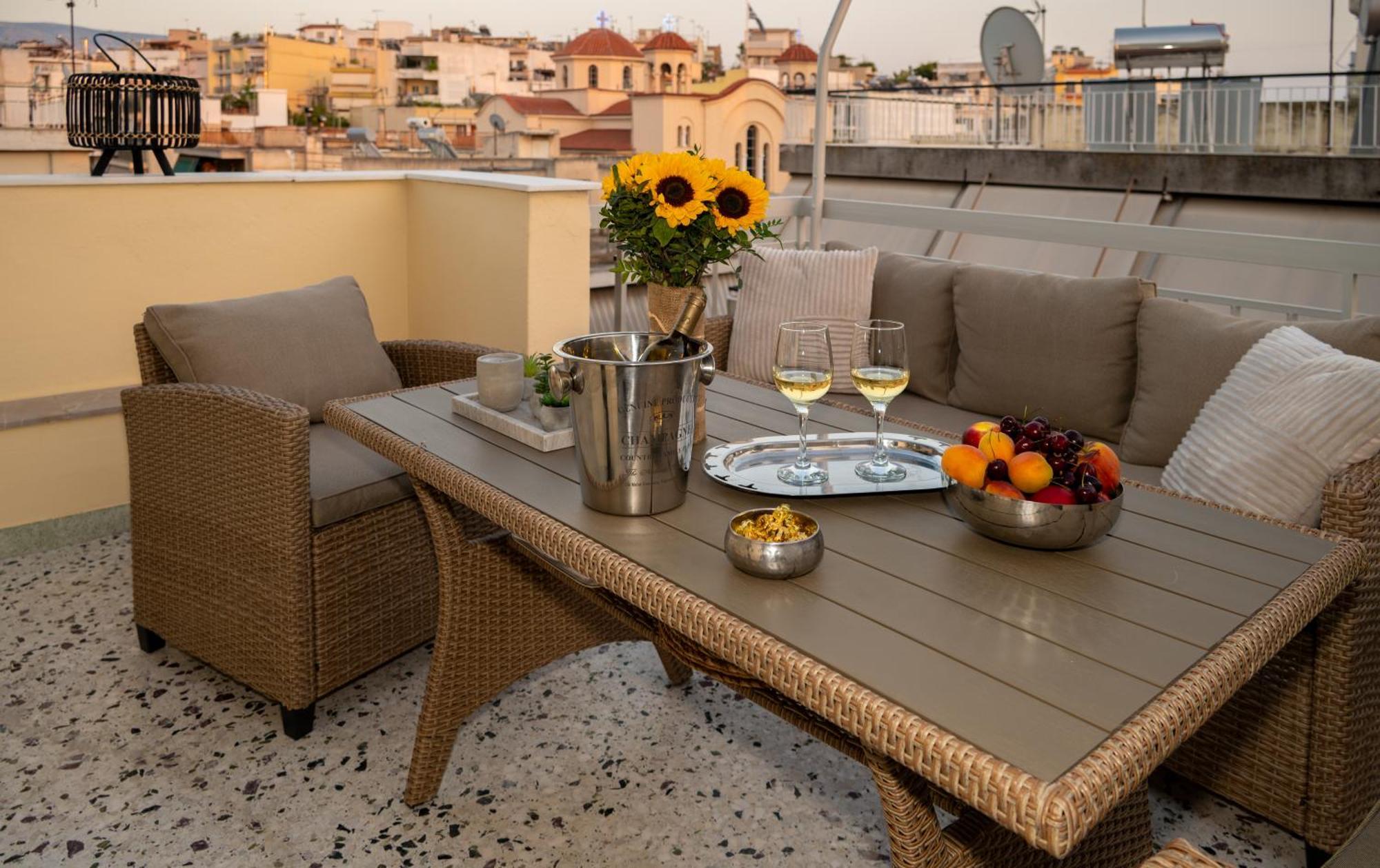 Acropolis Terrace View Apartment Афіни Екстер'єр фото